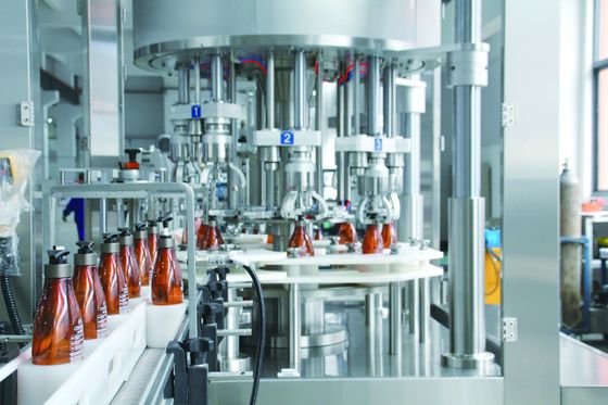 AC 380V 50HZ Plastic Flessenschroef het Afdekken Machine