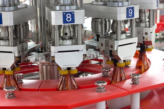De pomp dekt roterende het afdekken machine af
