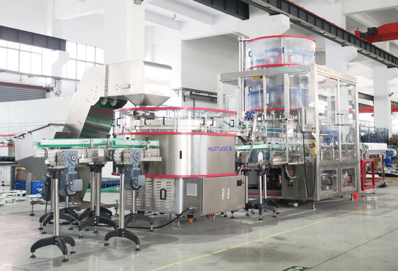 Antiseptische Handdesinfecterend middel het Vullen het Afdekken Machine 12000B/h 4KW