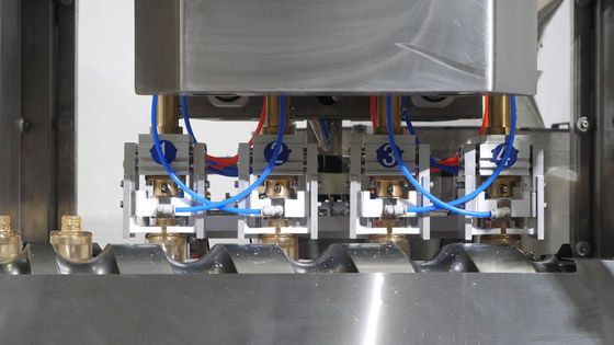 Ce-Waterroom het Vullen het Afdekken Gedreven Machine met Elektrisch
